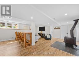 33202 BACK STREET - 16