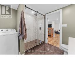 33202 BACK STREET - 22
