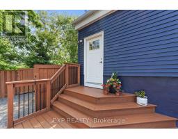 33202 BACK STREET - 32