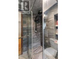 112 ELGIN AVENUE - 28