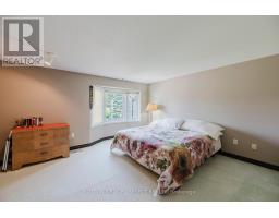 11 - 151 MARTINET AVENUE - 10