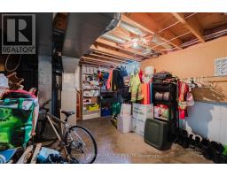 11 - 151 MARTINET AVENUE - 18