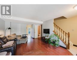 11 - 151 MARTINET AVENUE - 3