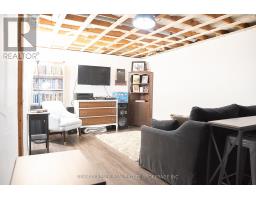 28 PARKVIEW HEIGHTS - 29