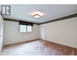 20 LELAND PLACE - 24
