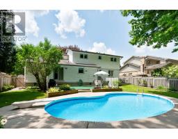20 LELAND PLACE - 34