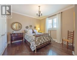 6525 UPPER CANADA CROSS CROSSING - 25
