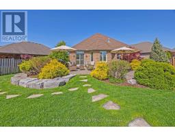 6525 UPPER CANADA CROSS CROSSING - 40