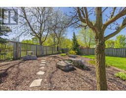 6525 UPPER CANADA CROSS CROSSING - 42