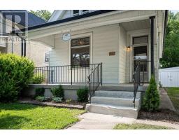 852 PRINCESS AVENUE - 3
