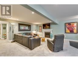 16 VIOLET COURT - 31