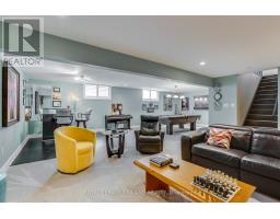 16 VIOLET COURT - 33
