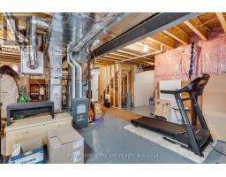 16 VIOLET COURT - 43