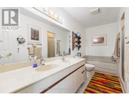 602 - 19 KING STREET - 27