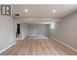 19 MIDDLE STREET - 23