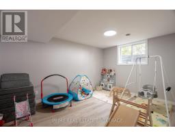 19 MIDDLE STREET - 28