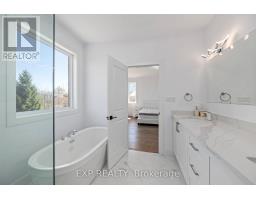 191 QUEEN STREET - 25