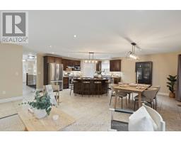 18 TRILLIUM CRESCENT - 15