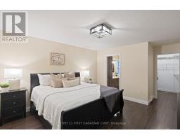 18 TRILLIUM CRESCENT - 19