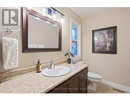 18 TRILLIUM CRESCENT - 21