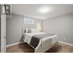 18 TRILLIUM CRESCENT - 30