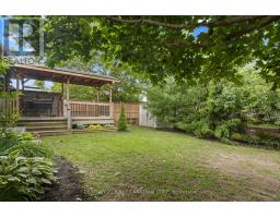 18 TRILLIUM CRESCENT - 38