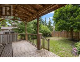 18 TRILLIUM CRESCENT - 40