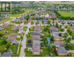 18 TRILLIUM CRESCENT - 47