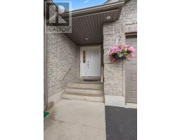18 TRILLIUM CRESCENT - 5