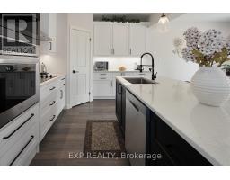 84 THAMES SPRINGS CRESCENT - 13