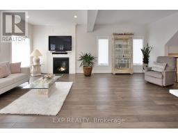 84 THAMES SPRINGS CRESCENT - 18