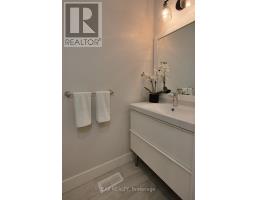 84 THAMES SPRINGS CRESCENT - 21