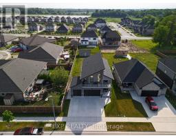 84 THAMES SPRINGS CRESCENT - 43