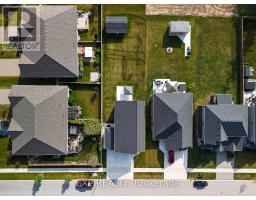 84 THAMES SPRINGS CRESCENT - 44