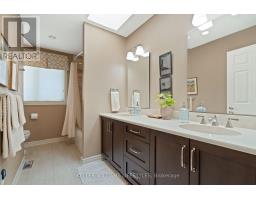 95 HIGHLAND WOODS COURT - 33