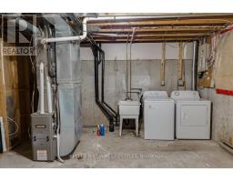 15 - 1430 JALNA BOULEVARD - 37