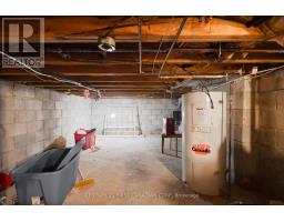 139 - 1090 KIPPS LANE - 18