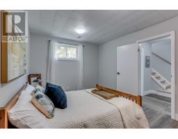 46 PAWNEE CRESCENT - 29