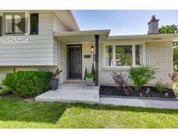 46 PAWNEE CRESCENT - 3