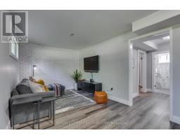 46 PAWNEE CRESCENT - 33
