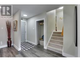46 PAWNEE CRESCENT - 4