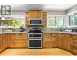 187 WYCHWOOD PARK - 15