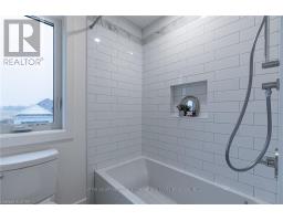 LOTNo.102 - 52 ALLISTER DRIVE - 23