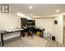 39 ADRIANS WAY - 41
