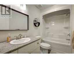 24 ACORN TRAIL - 21