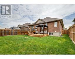 24 ACORN TRAIL - 39