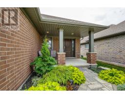 24 ACORN TRAIL - 4
