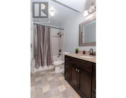 168 FOREST AVENUE - 25