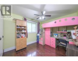 257 EDGEHILL CRESCENT - 17