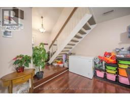 257 EDGEHILL CRESCENT - 7